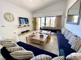 Large Group Puerto Banus 10 Rooms Pool