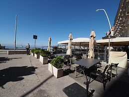 L' Angolo sul Mare