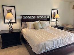 Beautifully Maintained 2-bed Condo in Las Mañanitas