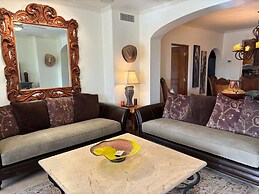 Beautifully Maintained 2-bed Condo in Las Mañanitas