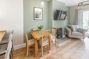 Host Stay Alice Hideaway