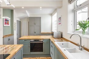 Host Stay Alice Hideaway