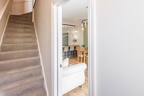 Host Stay Alice Hideaway