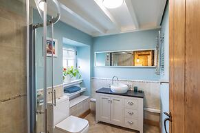 Host Stay Cedar View