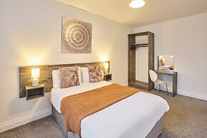 Host Stay Promenade Suite