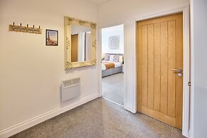 Host Stay Promenade Suite