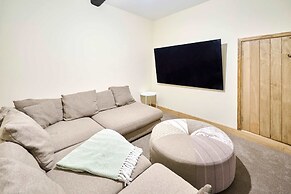Host Stay Morley Cottage