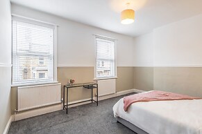 Host Stay Elmville