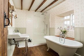 Host Stay Corner House