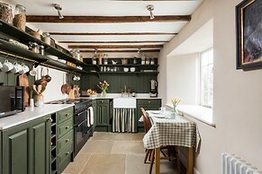 Host Stay Corner House