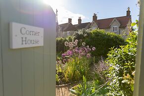 Host Stay Corner House