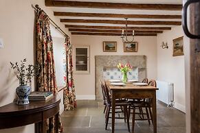 Host Stay Corner House