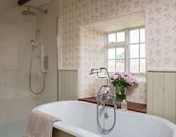 Host Stay Corner House
