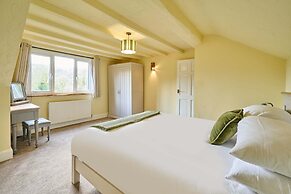Host Stay Morley House