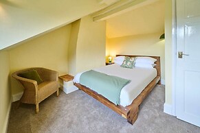 Host Stay Morley House