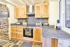 Host Stay Morley House