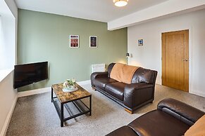 Host Stay Tower Suite