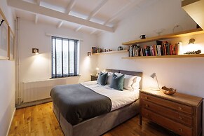 Host Stay Parsons Pleck