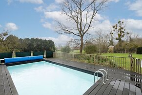 Host Stay Parsons Pleck