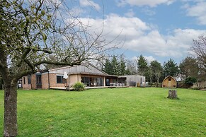 Host Stay Parsons Pleck