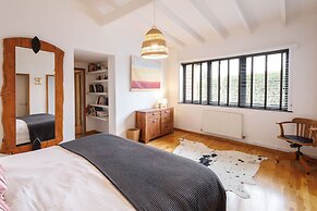 Host Stay Parsons Pleck