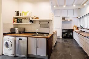 Host Stay Parsons Pleck