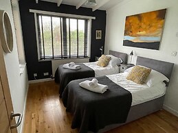 Host Stay Parsons Pleck