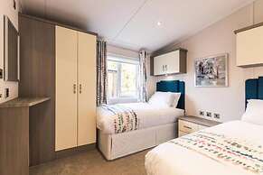 Host Stay Woodland Jewel Lodge