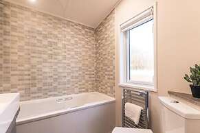 Host Stay Woodland Jewel Lodge