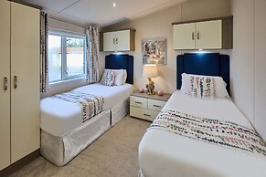 Host Stay Oakmont Lodge 4