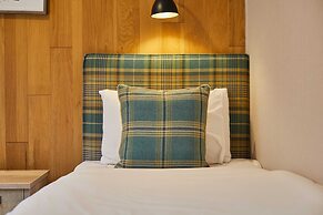 Host Stay Sandy Lane Lodge