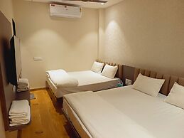 Rukkmannie Holiday Inn