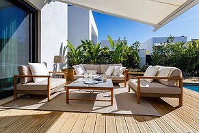 Tavirabliss Signature Villa