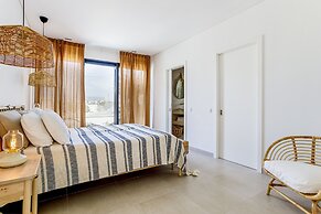 Tavirabliss Signature Villa