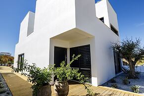 Tavirabliss Signature Villa