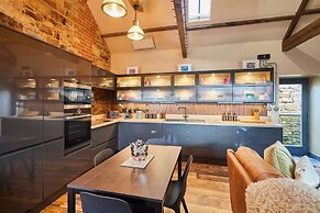 Host Stay Kingbridge Forge