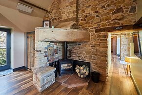 Host Stay Kingbridge Forge