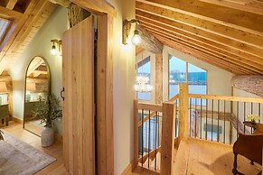Host Stay Cabin on the Loch