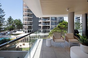 3BR Coastal Apartment - Augusta 203