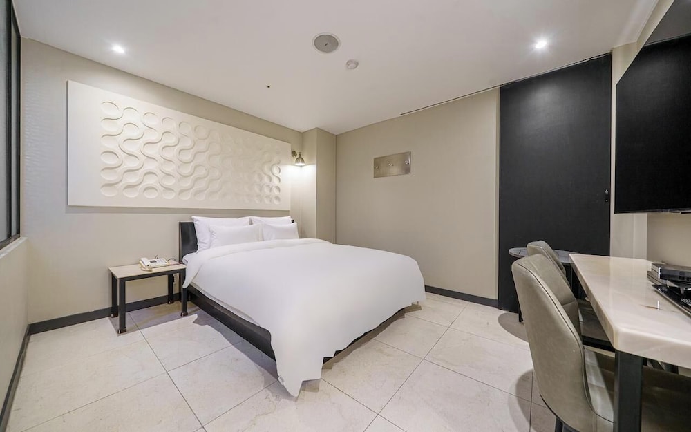 Dongtan Hotel Yein