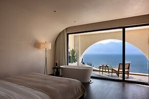 Sanjian Twilight Diary Seaview Hotel