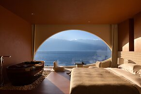 Sanjian Twilight Diary Seaview Hotel