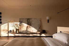 Sanjian Twilight Diary Seaview Hotel