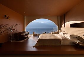 Sanjian Twilight Diary Seaview Hotel