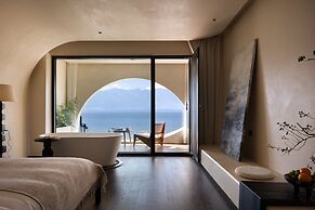 Sanjian Twilight Diary Seaview Hotel