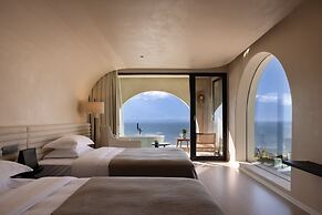 Sanjian Twilight Diary Seaview Hotel