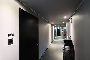 J-Bay Tourist Hotel
