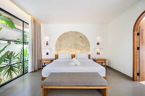 TARRA VILLA by Exotic Bali Properties