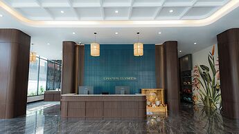Champs Elysees Hotel & Suites
