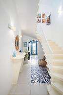 Stylish Classic Townhouse with Terrace